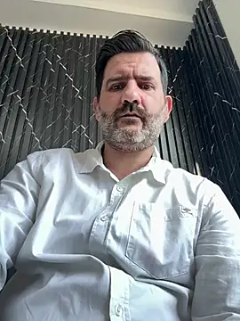 Snapshot of Maxi_TheBigDaddy chatting on 07-22-26, 01:03 Maxi TheBigDaddy online show from 07-22-26, 01:03