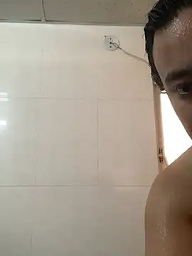 Snapshot of Har__dikk chatting on 05-02-26, 02:16 Har dikk online show from 05-02-26, 02:16