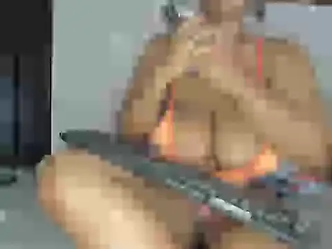 megan-hotxx online show from 04-20-26, 03:26