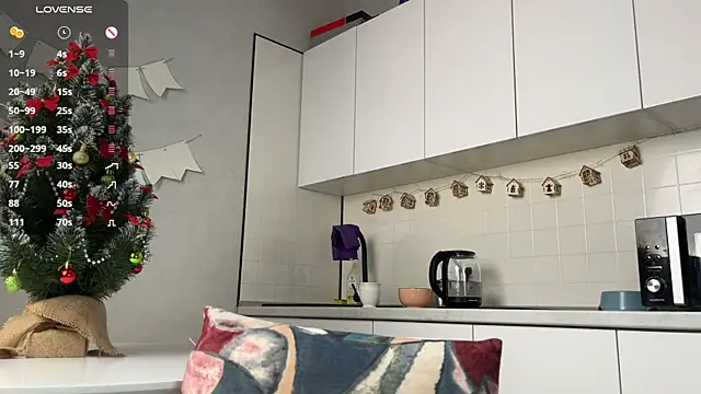 Snapshot of Jaquesxxx chatting on 01-07-25, 03:44 Jaquesxxx online show from 01-07-25, 03:44