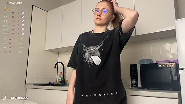 Snapshot of Jaquesxxx chatting on 02-16-25, 07:27 Jaquesxxx online show from 02-16-25, 07:27