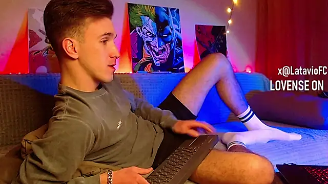 Snapshot of Midnighter_ chatting on 03-06-25, 10:15 Midnighter  online show from 03-06-25, 10:15