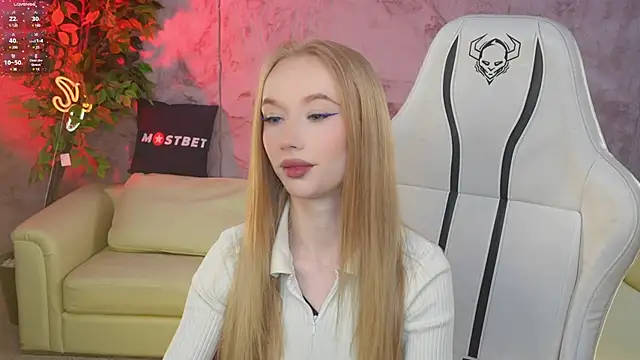 Amelia Blaze online show from 12-09-24, 07:06