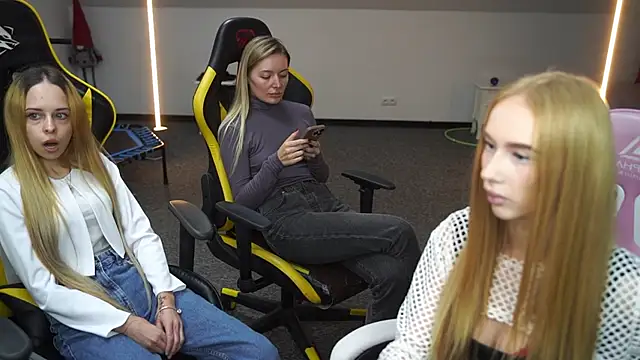 Amelia Blaze online show from 09-29-25, 10:42