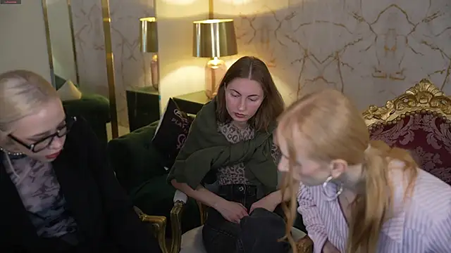 Amelia Blaze online show from 10-19-25, 10:27