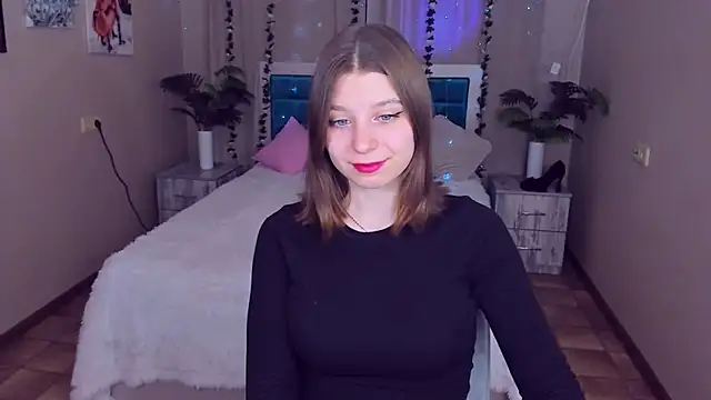 Snapshot of RinaMoore chatting on 03-13-25, 12:56 RinaMoore online show from 03-13-25, 12:56