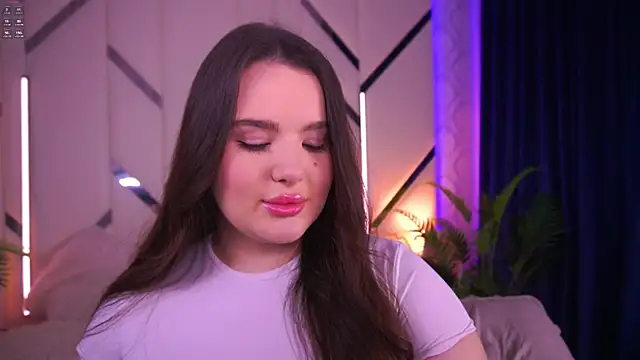 CuteAmberr online show from 11-30-25, 12:47