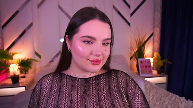 CuteAmberr online show from 01-13-26, 01:00