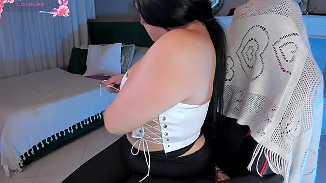 scarlet miller1 online show from 03-04-25, 11:51