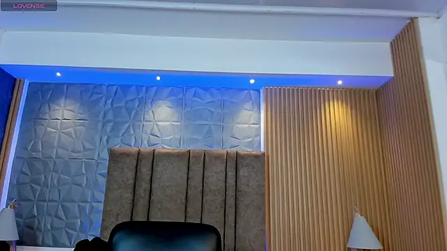 charlottewhitte online show from 09-28-25, 01:27