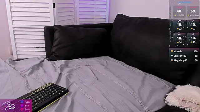 Snapshot of Janes_Art chatting on 12-14-24, 07:14 Janes Art online show from 12-14-24, 07:14