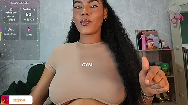 HOTBLACKANDWHITE2 online show from 02-08-26, 10:35