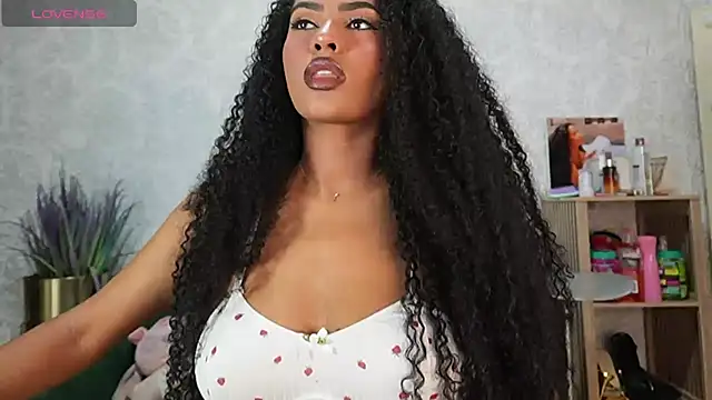 HOTBLACKANDWHITE2 online show from 04-12-26, 10:59