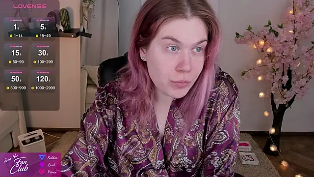 Snapshot of Nancy_Sun_ chatting on 01-16-25, 11:15 Nancy Sun online show from 01-16-25, 11:15