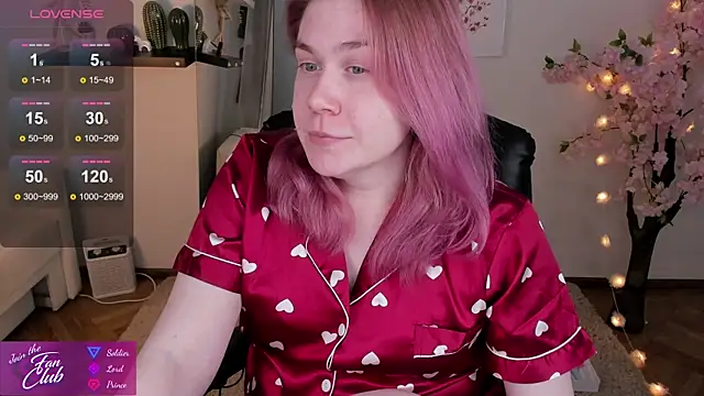 Snapshot of Nancy_Sun_ chatting on 01-24-25, 02:08 Nancy Sun online show from 01-24-25, 02:08
