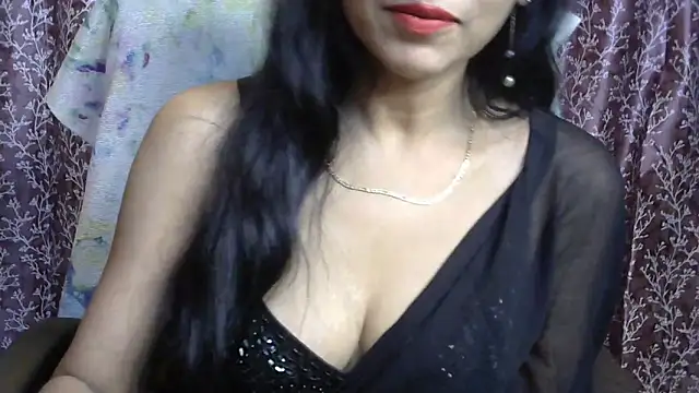 Snapshot of iam-moni2 chatting on 02-08-25, 11:12 iam-moni2 online show from 02-08-25, 11:12