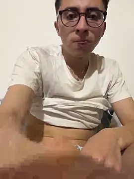 CamiRojas boy online show from 04-14-26, 02:50