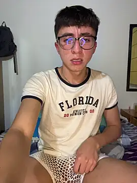 CamiRojas boy online show from 06-20-26, 03:53