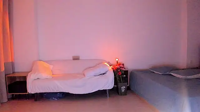 kawaii mia online show from 12-25-24, 10:37