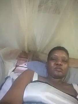 Hailey BaileyXYZ online show from 10-30-25, 05:42