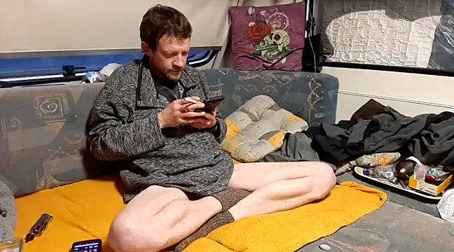 Ebinator666 online show from 12-31-24, 07:10