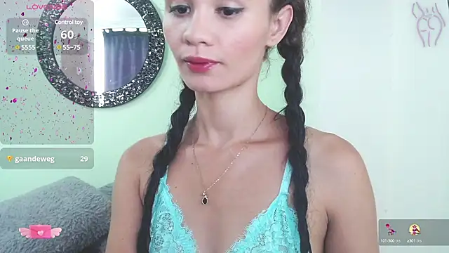 Sofia Franco  online show from 01-30-25, 07:15