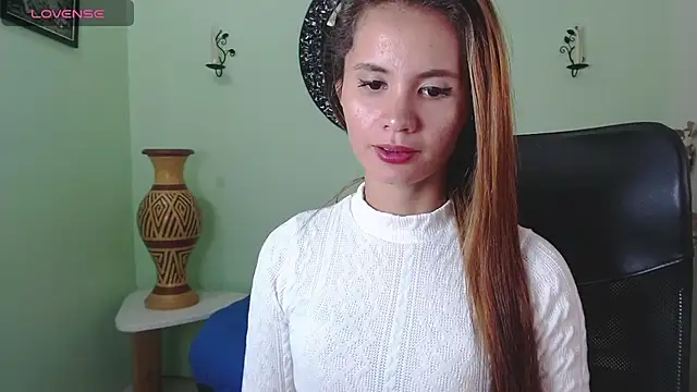 Sofia Franco  online show from 09-30-25, 07:19