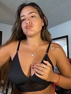 fenixgre online show from 10-18-25, 05:35