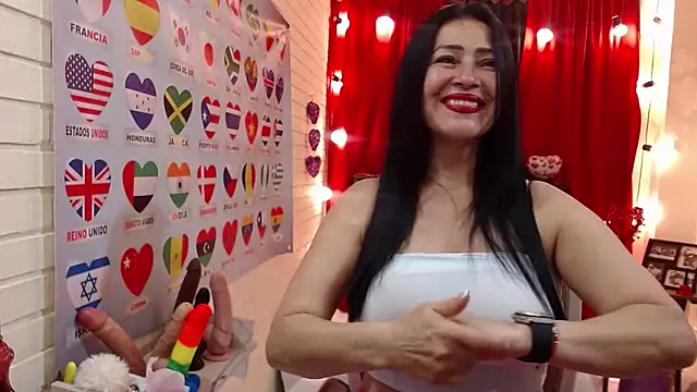 Snapshot of Sarah_teiku chatting on 01-09-25, 06:47 Sarah teiku online show from 01-09-25, 06:47
