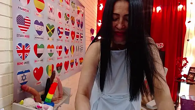 Snapshot of Sarah_teiku chatting on 01-13-25, 09:31 Sarah teiku online show from 01-13-25, 09:31