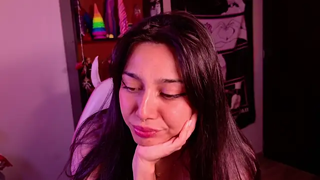 Snapshot of amber_yull chatting on 05-15-26, 02:24 amber yull online show from 05-15-26, 02:24