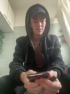 Toyjungee online show from 01-13-25, 01:49