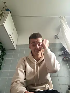 Toyjungee online show from 09-11-25, 01:00