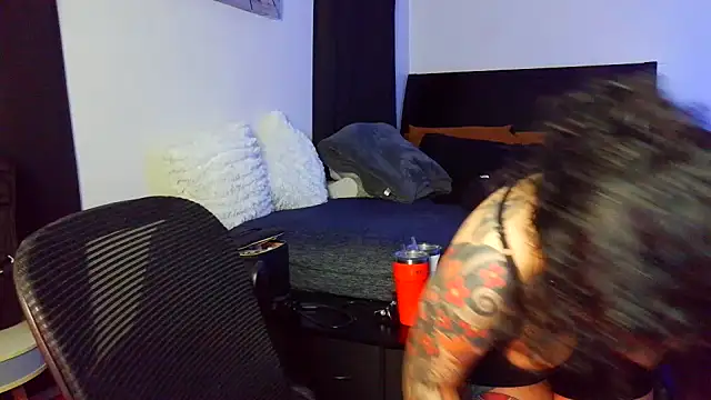 kimmiakiss22 online show from 11-09-25, 02:54