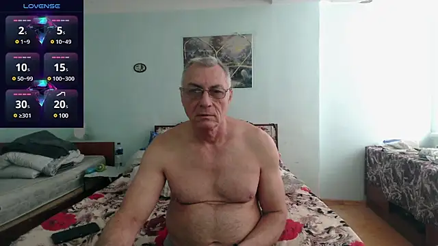 Snapshot of sexman181166 chatting on 02-11-25, 06:40 sexman181166 online show from 02-11-25, 06:40