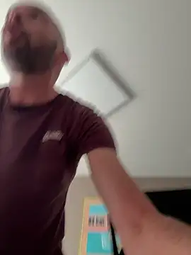 Snapshot of tonysohan chatting on 06-09-26, 10:49 tonysohan online show from 06-09-26, 10:49