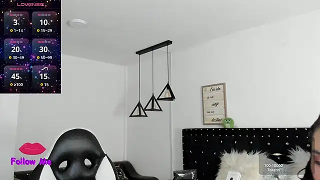 natasha logan  online show from 02-04-25, 04:05