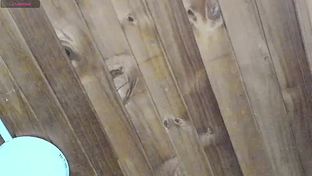 natasha logan  online show from 10-12-25, 04:11