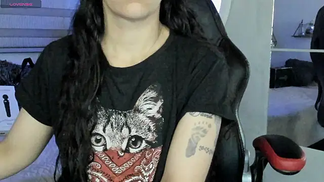 natasha logan  online show from 03-28-26, 04:01