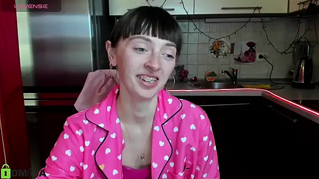 TayanaJons online show from 03-10-25, 10:48