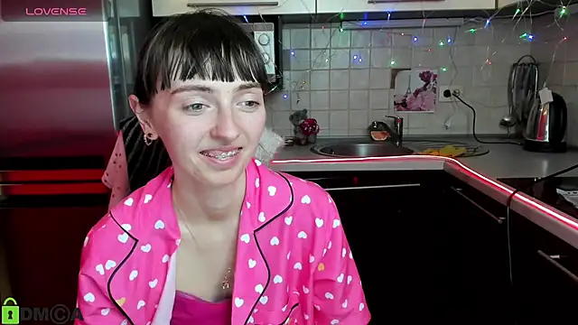 TayanaJons online show from 03-19-25, 10:55