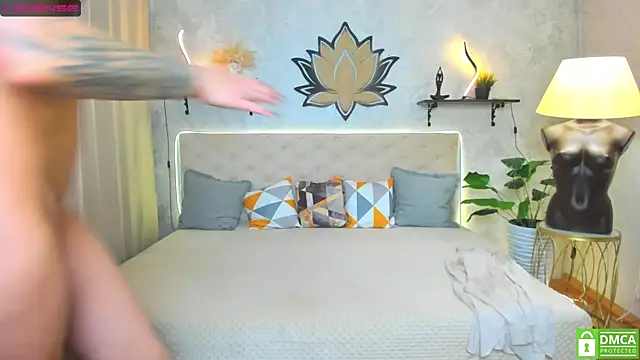 StripBianka online show from 04-14-26, 07:25