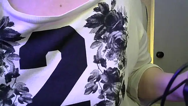 JLA kiss online show from 04-05-26, 02:58