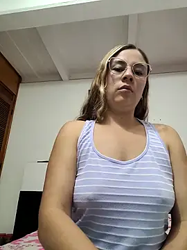 selena gomez2 online show from 02-15-26, 02:41