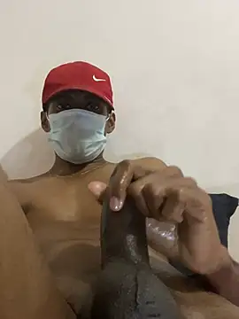 Snapshot of YomalBBC chatting on 02-05-25, 08:04 YomalBBC online show from 02-05-25, 08:04