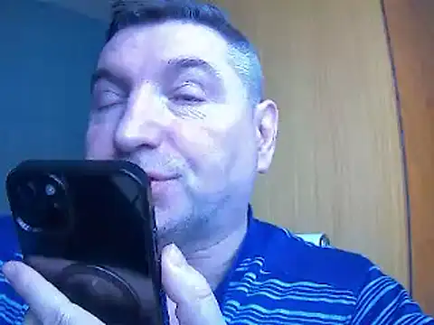 Snapshot of GYurmoka70 chatting on 01-23-25, 08:57 GYurmoka70 online show from 01-23-25, 08:57