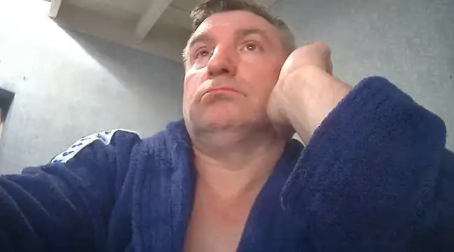 Snapshot of GYurmoka70 chatting on 03-17-25, 08:19 GYurmoka70 online show from 03-17-25, 08:19