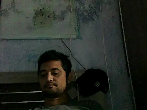 Snapshot of Rocobodymassager chatting on 12-10-24, 03:55 Rocobodymassager online show from 12-10-24, 03:55