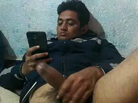 Snapshot of Rocobodymassager chatting on 02-08-25, 06:01 Rocobodymassager online show from 02-08-25, 06:01