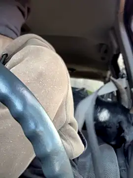 GoldenFlameGoddess online show from 12-18-25, 10:27